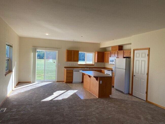 Building Photo - 18419 - W-S Properties, LLC
