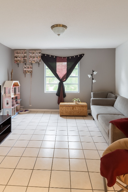 Building Photo - 3721 SW 60th Ave