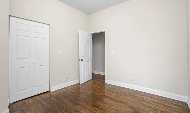 Building Photo - 4544 S Indiana Ave