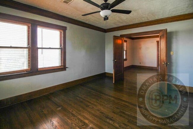 Building Photo - Beautiful 3 Bedroom Apartment | Downtown Benson