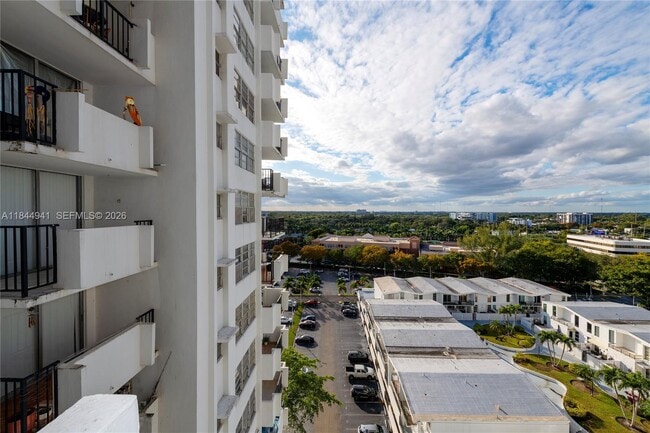 Building Photo - 2750 NE 183rd St