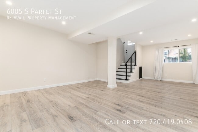 Building Photo - 6005 S Parfet St