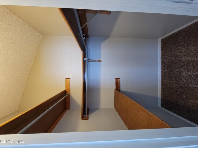 Building Photo - 3200 Mountain Ridge Dr