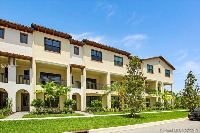 Building Photo - 5651 Hood Rd