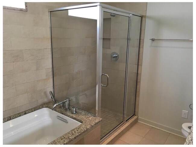 Building Photo - 2134 N Pennsylvania St