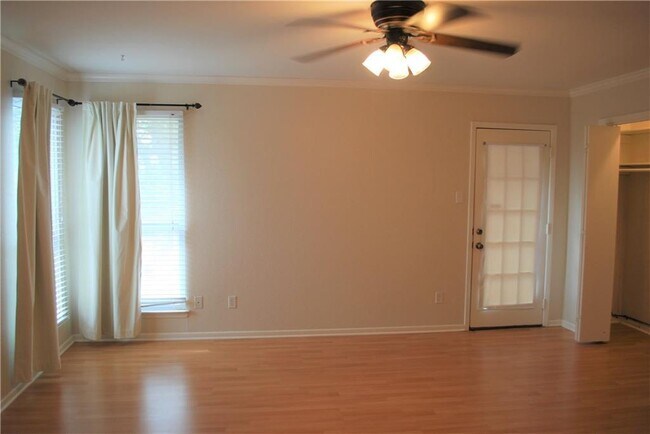 Building Photo - 3509 Pinnacle Rd