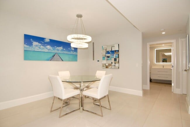 Building Photo - 3200 N Ocean Blvd