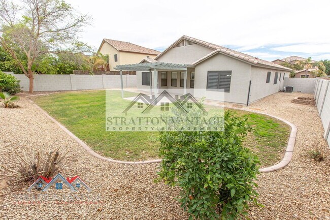 Building Photo - 10234 E Carol Ave