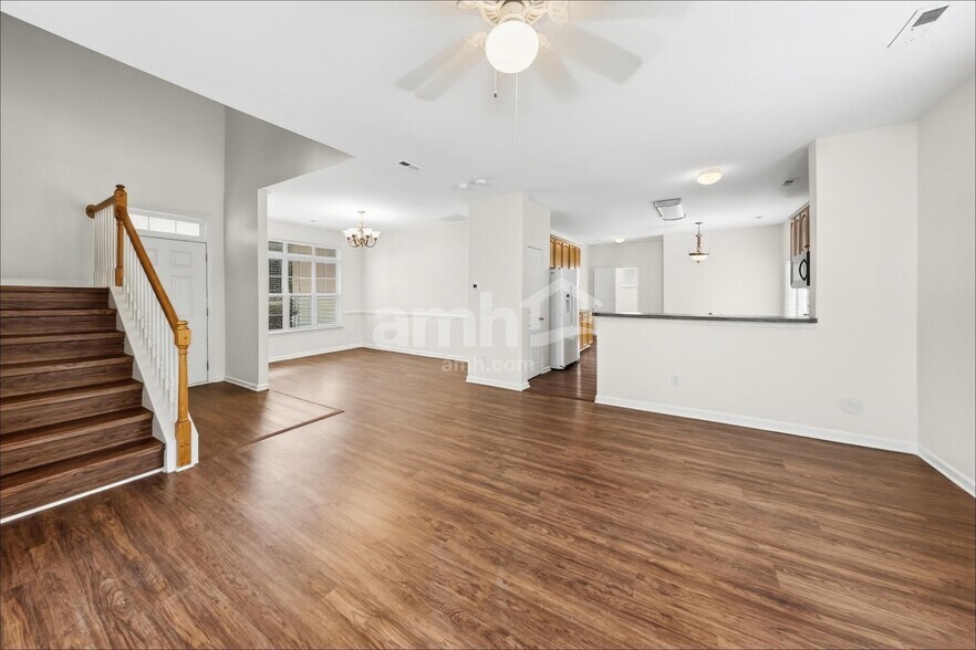 Building Photo - 1202 Haden Dr