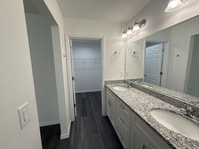 Building Photo - 2234 NW 65th Pl