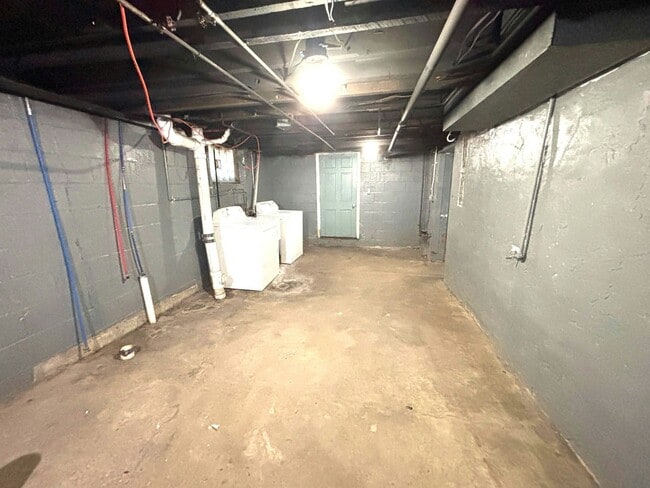 Building Photo - 7006 Toepfer Rd