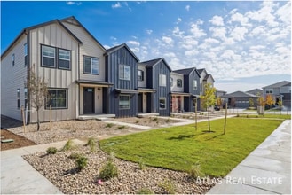 Building Photo - 630 Coney St