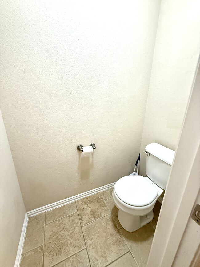 Building Photo - 4707 Mill Creek Dr