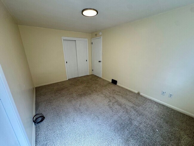 Building Photo - 229-231 Marylea Avenue (LO)