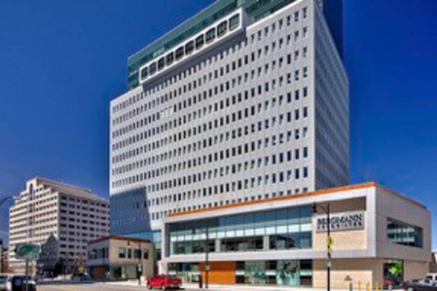 Building Photo - 131 Chestnut St