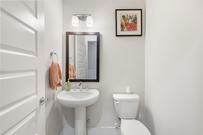 Building Photo - 16404 Horse Trap Ln