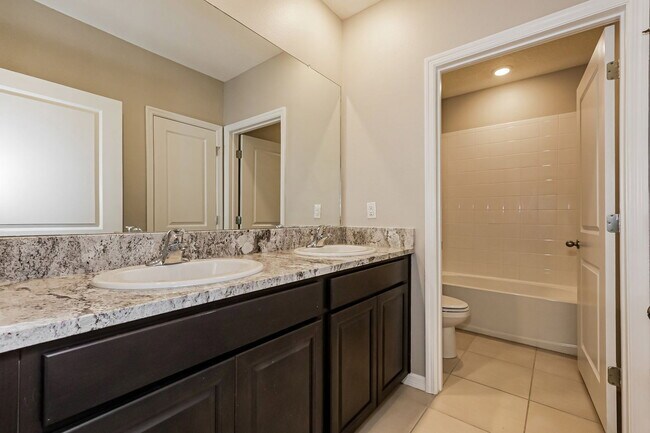 Building Photo - 8679 Bower Bass Cir