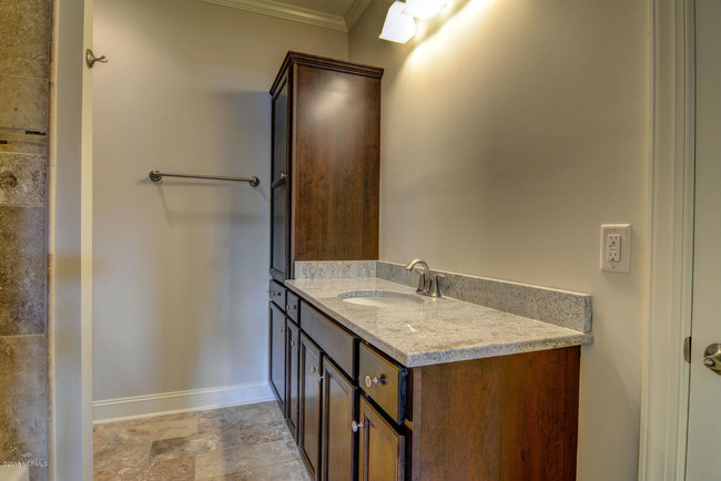 Building Photo - 4302 Terrington Dr