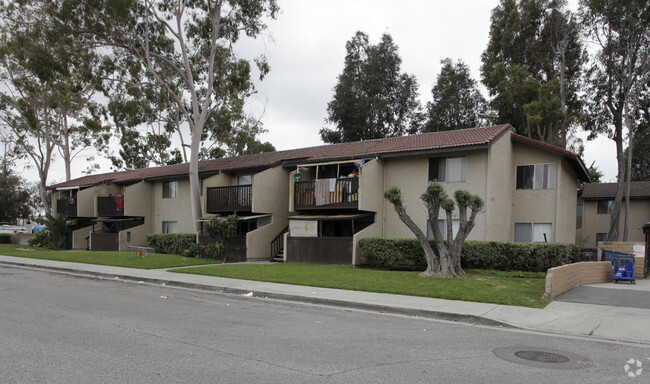 Building Photo - West Creek Apartments