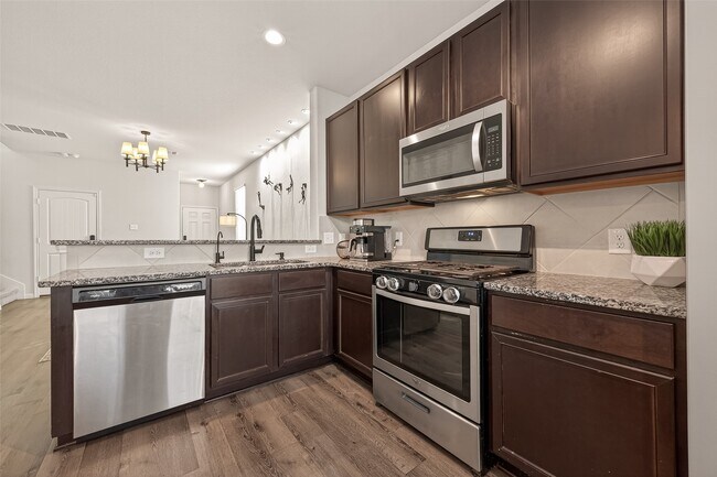 Building Photo - 23639 Buttress Root Dr