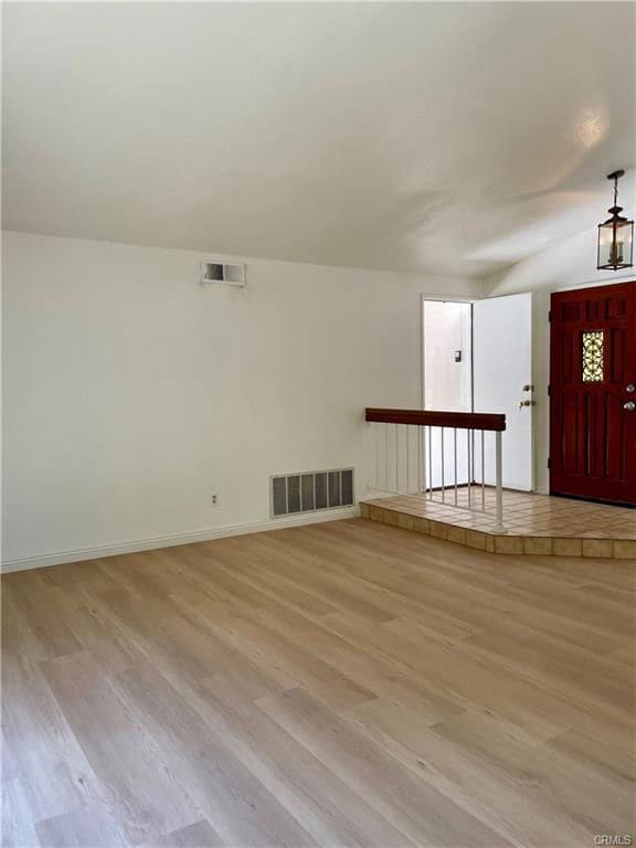 Building Photo - 1214 Vassar Ln