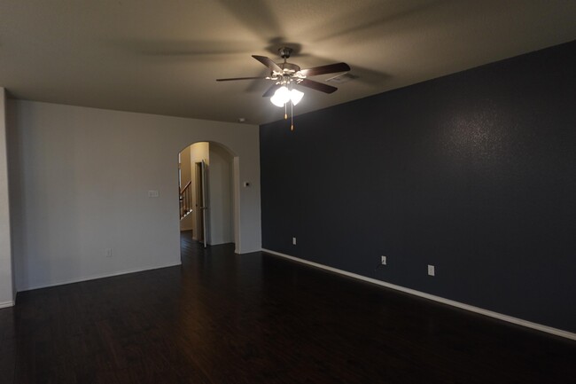 Building Photo - 1310 Stonewall Ridge