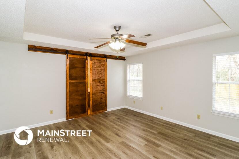 Building Photo - 50 Clear Springs Dr