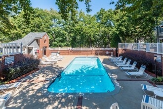 Building Photo - 2 Bedroom 2 Bathroom near Village District in Raleigh, NC!