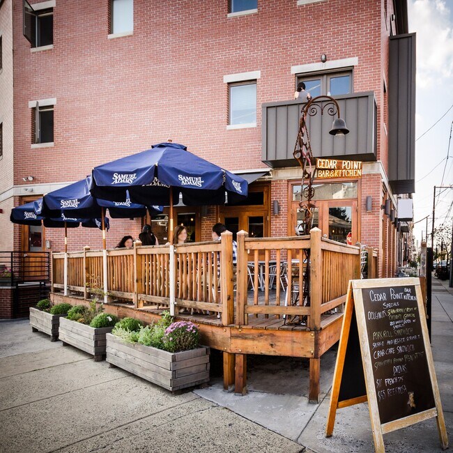 Building Photo - 2038 N Front St