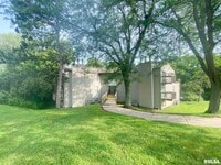 Building Photo - 5905 W Ridgecrest Dr