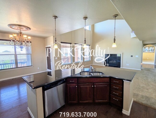 Building Photo - 7695 Wrangler Ridge Dr