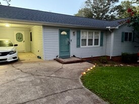 Building Photo - 211 Sharon Ln