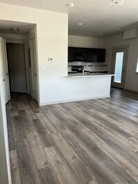 Building Photo - WELCOME TO SUNBEAM TOWNHOMES