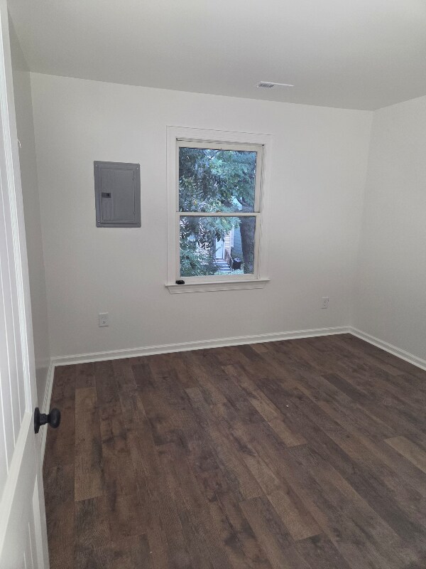 Building Photo - 1012 W 36th St