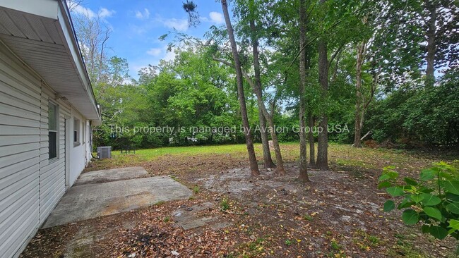 Building Photo - 2135 Corot Ct