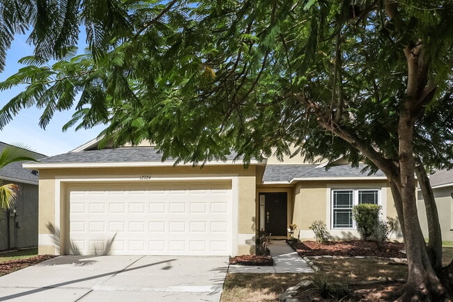 Building Photo - 12724 Lake Vista Dr