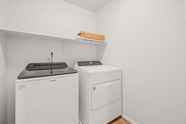 Building Photo - Home Sweet Home! Located in a highly sough...