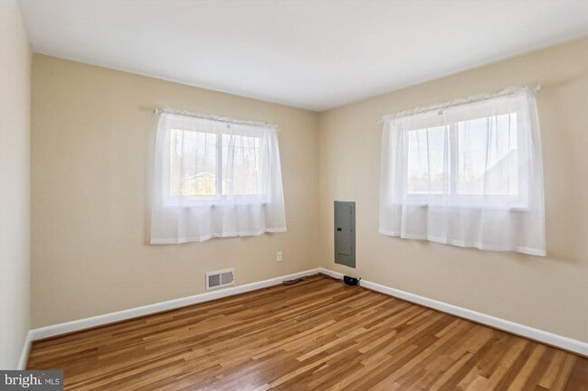 Building Photo - 4106 Ferrara Dr