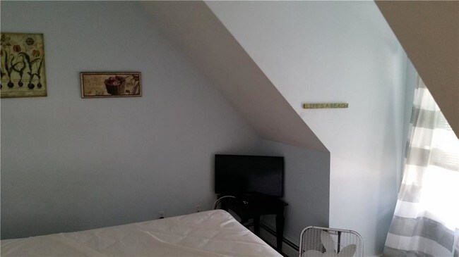 Building Photo - 7 Defelice Rd