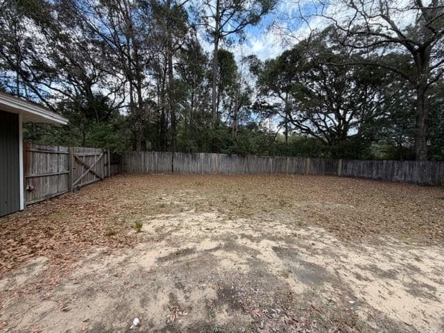 Building Photo - 914 E David Langan Dr