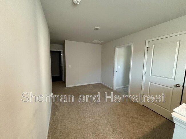 Building Photo - 248 Expedition Dr