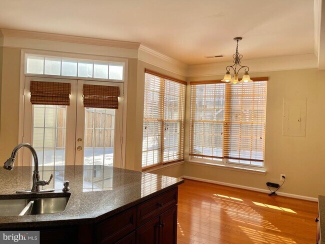 Building Photo - 12313 Tanalian Falls Ln