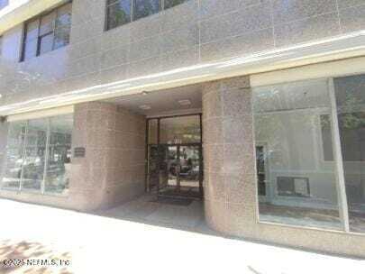 Building Photo - 311 E Ashley St
