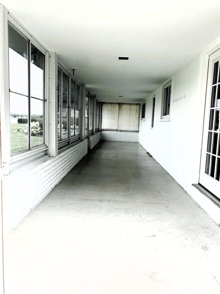 Patio - 1611 Ludean Dr