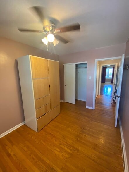 Building Photo - 10860 Parlin Terrace