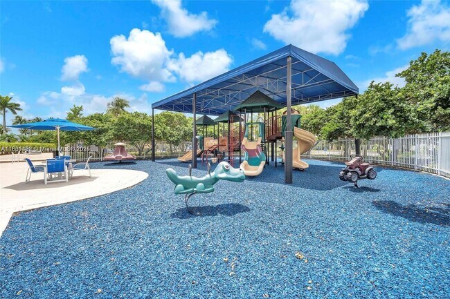 Building Photo - 677 NW 170th Terrace