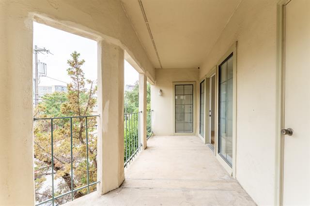 Building Photo - 3105 San Jacinto St