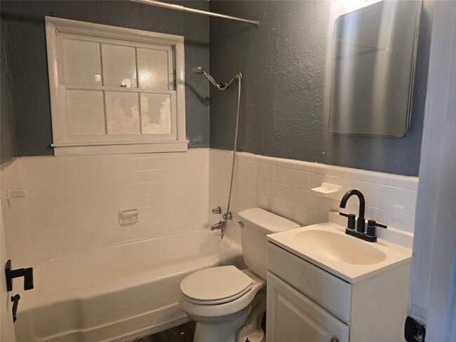 Building Photo - 5105 Timothy St