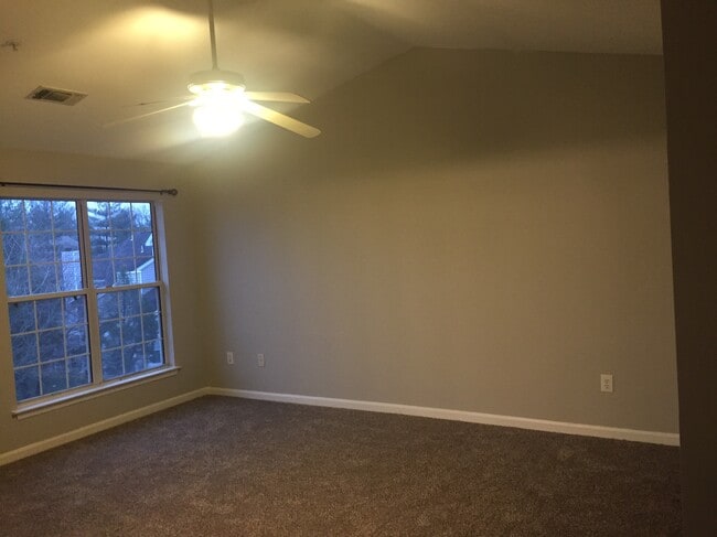 Building Photo - 4702 King John Way