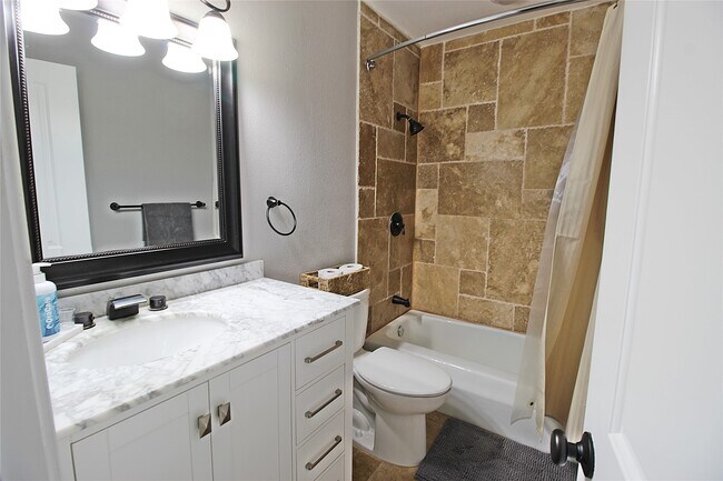 Building Photo - 10386 Hammerly Blvd